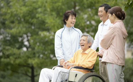 看護師からケアマネージャーになるには